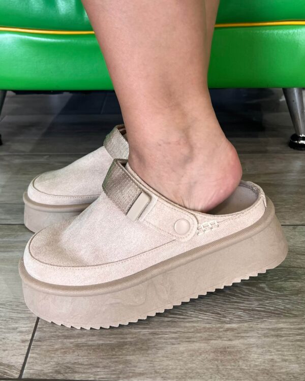 Zueco Premium Beige